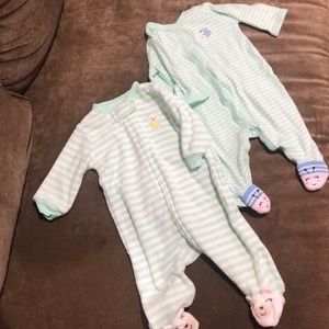 Baby onesies bundle of 2.
